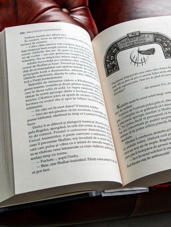 Aducatoarea juramantului. Volumul II - Brandon Sanderson