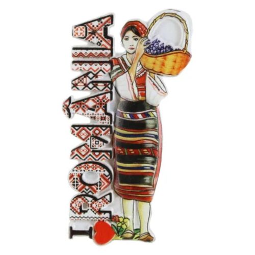 Magnet frigider din rasina 5x10cm femeie in port traditional
